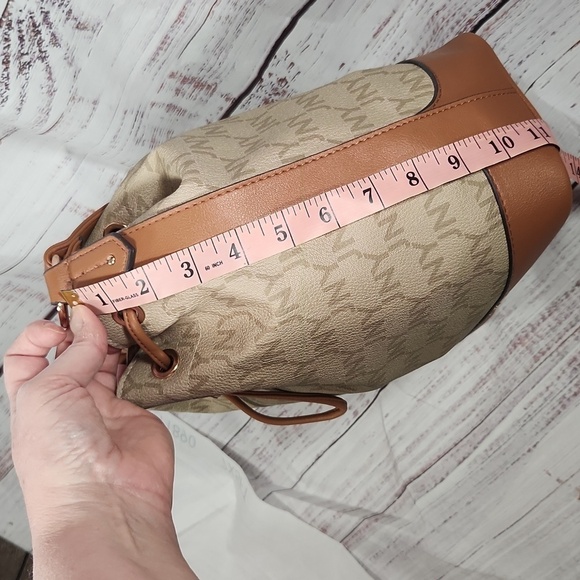 NWT Jones New York monogram hobo bag - Picture 6 of 14